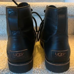 Ugg snow boots